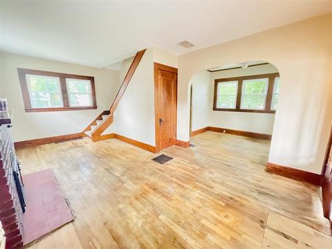 307 E Mcdevitt, Jackson, MI 49203 photo 5