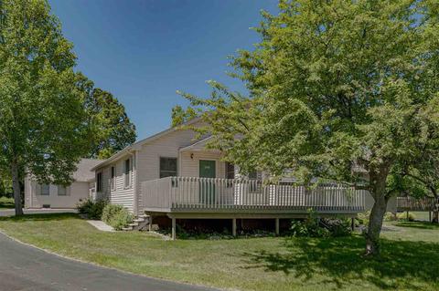 4285 Fairway Ln, Jackson, MI 49201 photo 2