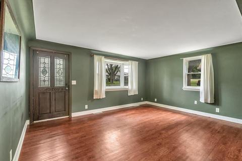 213 Fourth St, Jackson, MI 49203 photo 5