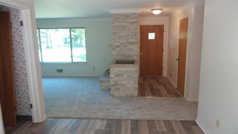 5016 Brookside Dr E, Jackson, MI 49203 photo 3