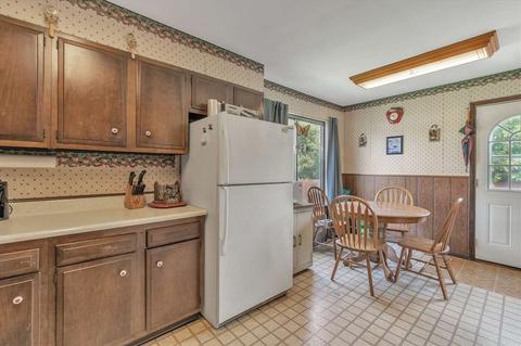 956 Whitney St, Jackson, MI 49202 photo 13