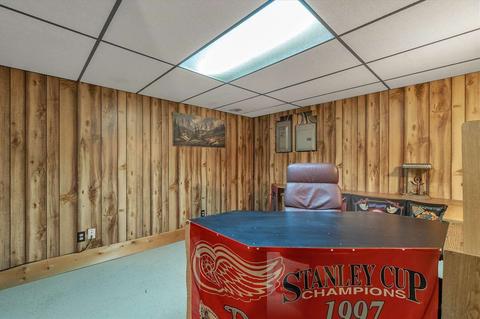 956 Whitney St, Jackson, MI 49202 photo 22