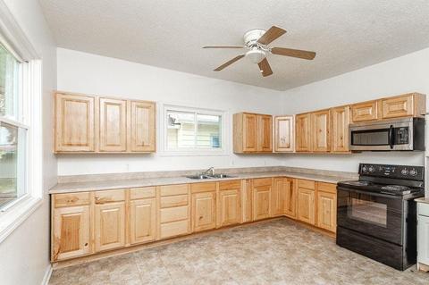 836 Center St, Jackson, MI 49202 photo 11