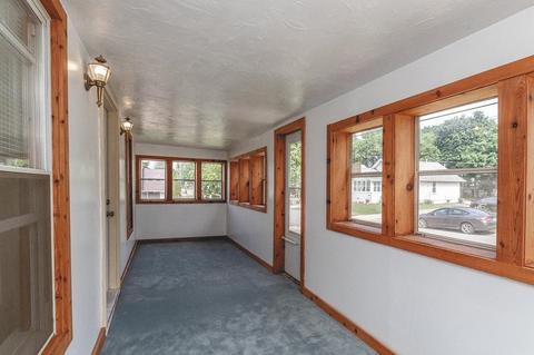 403 E Golf Ave, Jackson, MI 49203 photo 3