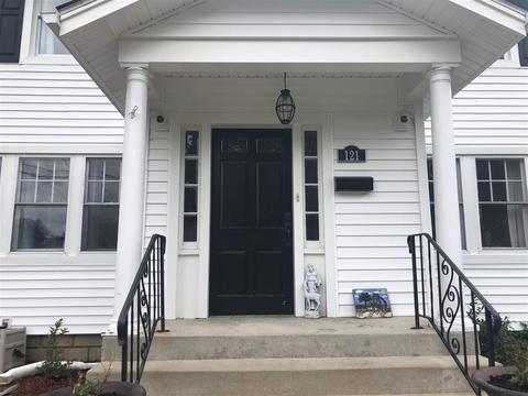 121 N Bowen St, Jackson, MI 49202 photo 3