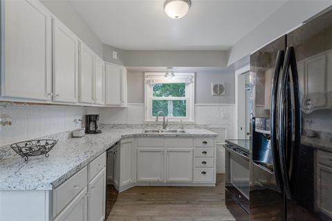 653 Sparks St, Jackson, MI 49202 photo 11