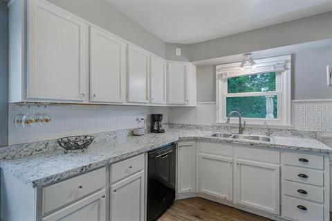 653 Sparks St, Jackson, MI 49202 photo 13