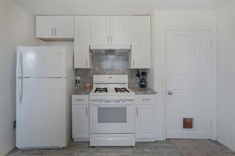 614 Longfellow Ave, Jackson, MI 49202 photo 10