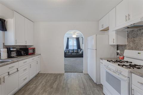 614 Longfellow Ave, Jackson, MI 49202 photo 8
