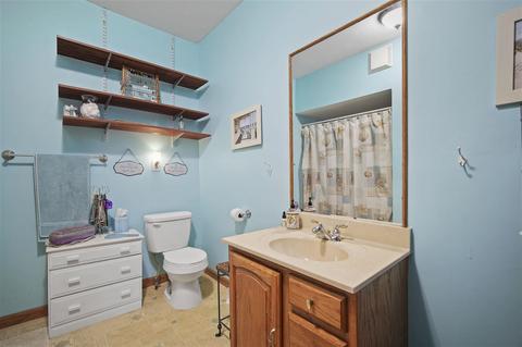606 W High St, Jackson, MI 49203 photo 14