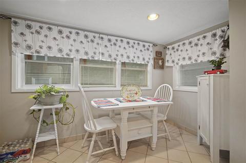 606 W High St, Jackson, MI 49203 photo 12