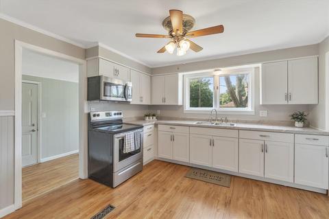 1303 Backus St, Jackson, MI 49202 photo 8