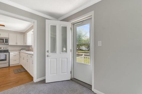 1303 Backus St, Jackson, MI 49202 photo 6