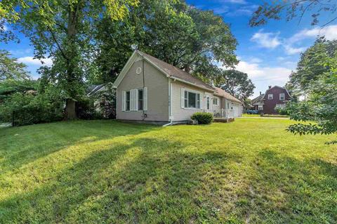 1303 Backus St, Jackson, MI 49202 photo 4