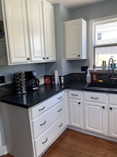 906 S Bowen St, Jackson, MI 49203 photo 3