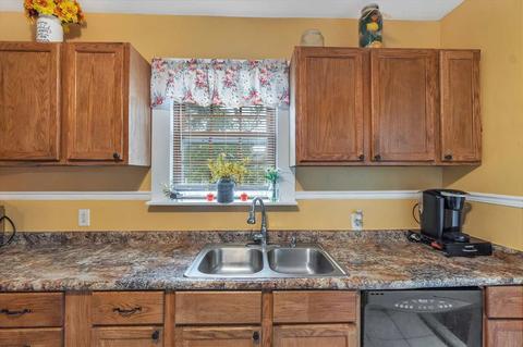 718 Page Ave, Jackson, MI 49203 photo 14