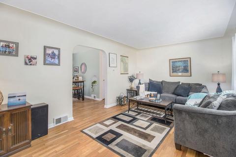 422 Exchange St, Spring Lake, MI 49456 photo 5