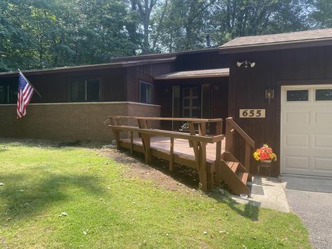 655 Point Dr, Clare, MI 48617 photo 7