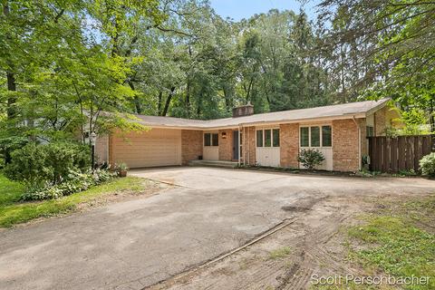 7308 30th St SE, Ada, MI 49301 photo 1
