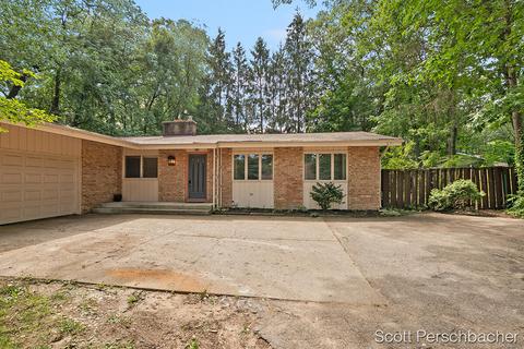 7308 30th St SE, Ada, MI 49301 photo 2