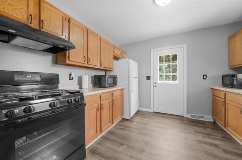 317 Bates St, Jackson, MI 49202 photo 13