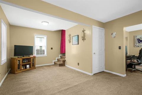 317 Bates St, Jackson, MI 49202 photo 7