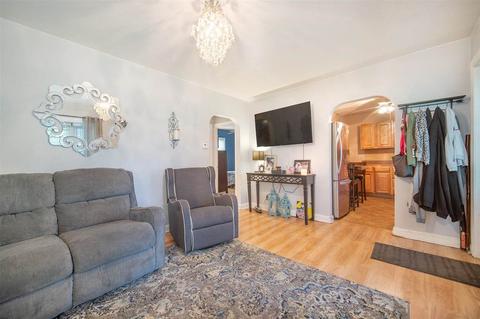 878 Bryant Ave, Jackson, MI 49202 photo 5