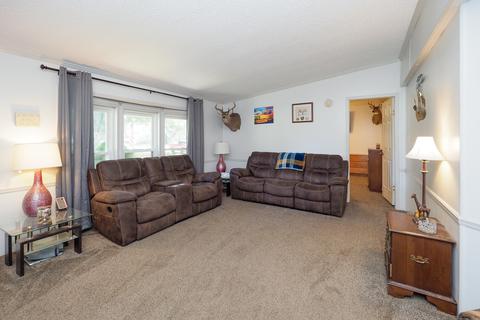 421 Clinton St, Mendon, MI 49072 photo 4