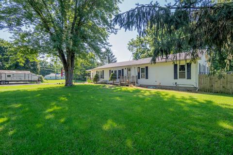 421 Clinton St, Mendon, MI 49072 photo 3