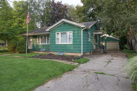 108 S Cherry St, Augusta, MI 49012 photo 2