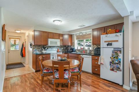 7971 Bolt Dr SE, Ada, MI 49301 photo 4