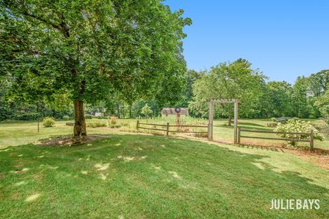 3076 140th Ave, Dorr, MI 49323 photo 10