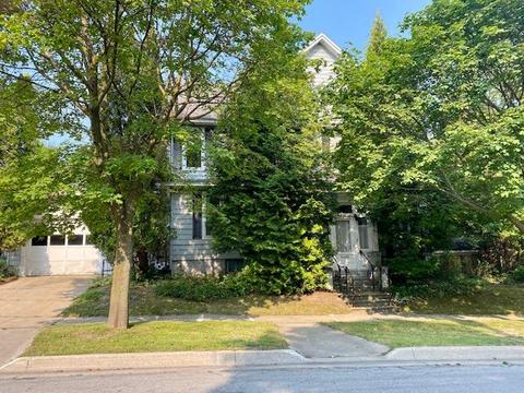 400 Spruce St, Manistee, MI 49660