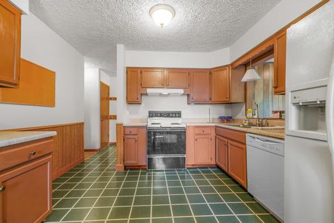 9235 State Rd, Jackson, MI 49201 photo 12