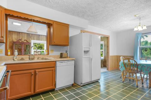 9235 State Rd, Jackson, MI 49201 photo 11