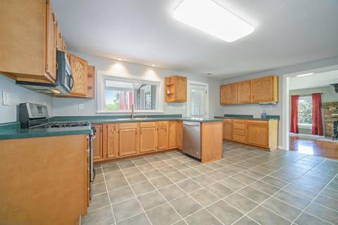 3801 E South St, Jackson, MI 49201 photo 6