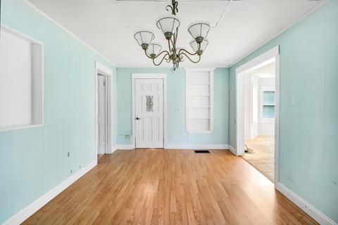 704 Williams St, Belding, MI 48809 photo 5