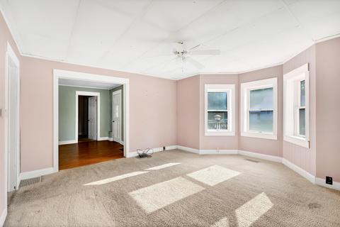 704 Williams St, Belding, MI 48809 photo 8
