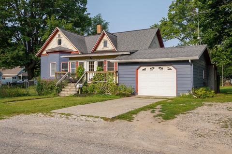 704 Williams St, Belding, MI 48809 photo 24