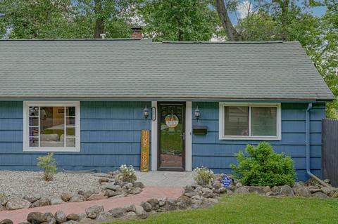 2571 Parkside Dr, Jackson, MI 49203 photo 4