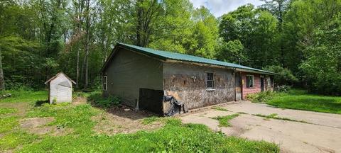 8861 E 36th St, Newaygo, MI 49337 photo 2