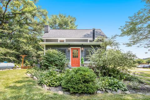135 2nd St, Plainwell, MI 49080 photo 31