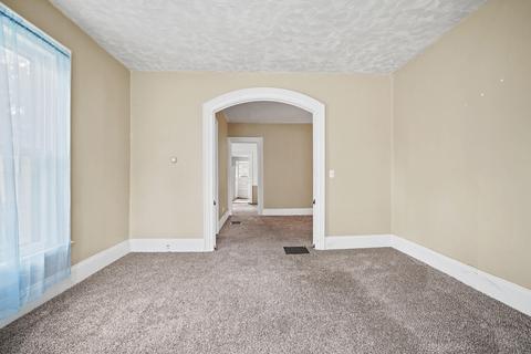 202 E Trail St, Jackson, MI 49201 photo 8