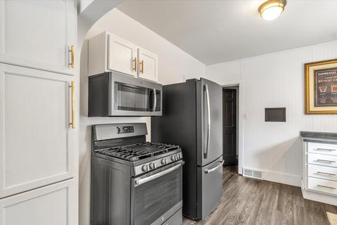 406 4th St, Jackson, MI 49201 photo 12