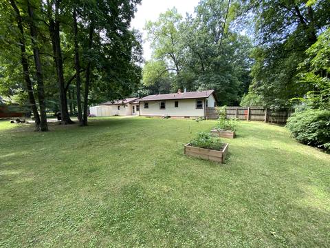 1723 Glasgow Rd, Jackson, MI 49201 photo 1