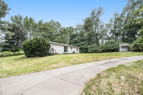 11307 Harder Rd, Three Rivers, MI 49093 photo 4
