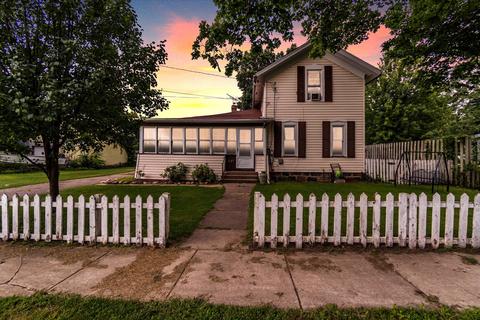 127 E Mill St, Athens, MI 49011 photo 1