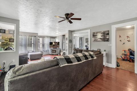 127 E Mill St, Athens, MI 49011 photo 7