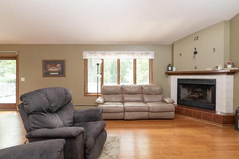 237 Deer Run Dr, Plainwell, MI 49080 photo 7