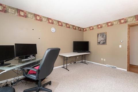 237 Deer Run Dr, Plainwell, MI 49080 photo 26